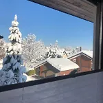 East View فرودنستاد